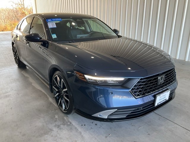 Certified 2023 Honda Accord Touring image 28