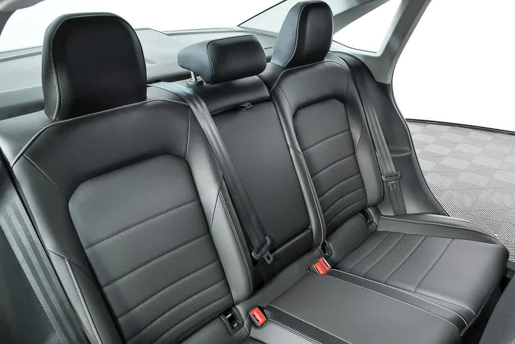 Used 2023 Volkswagen Jetta SE image 22