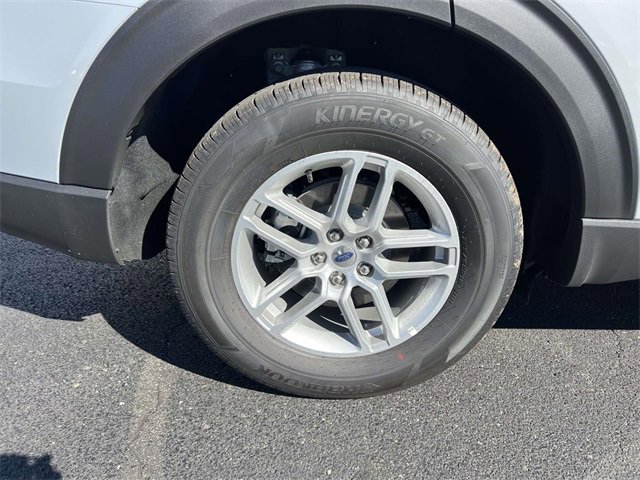 New 2025 Ford Explorer Active image 11