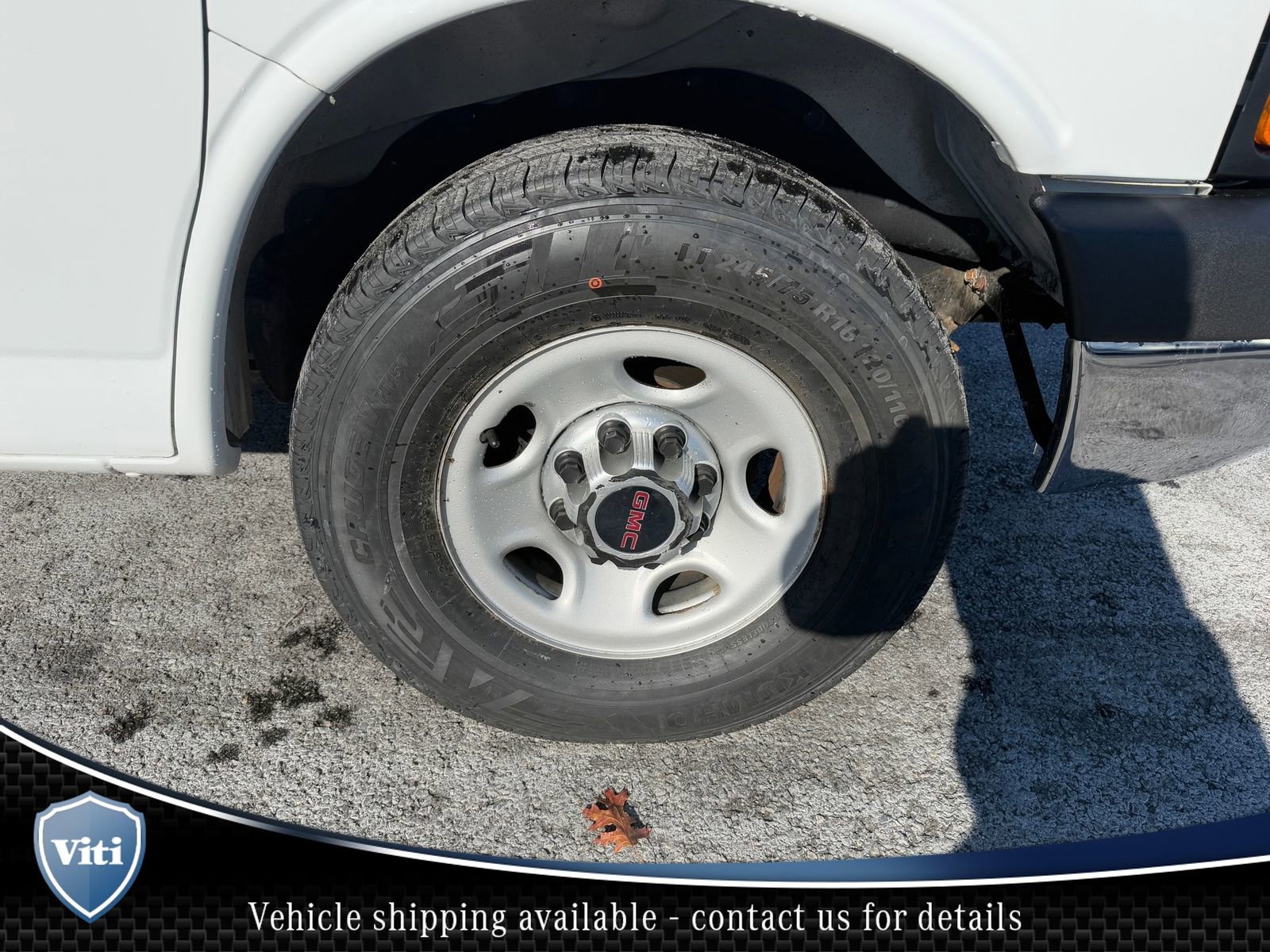 Used 2016 GMC Savana 2500 w/ Chrome Appearance Package image 15