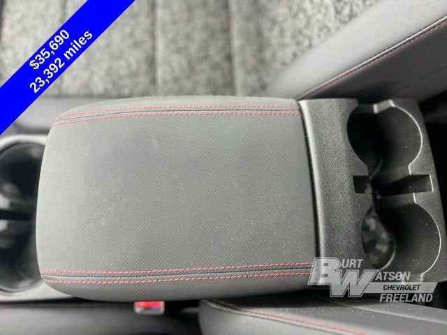 Used 2024 Chevrolet Colorado Z71 w/ Z71 Convenience Package 2 image 17