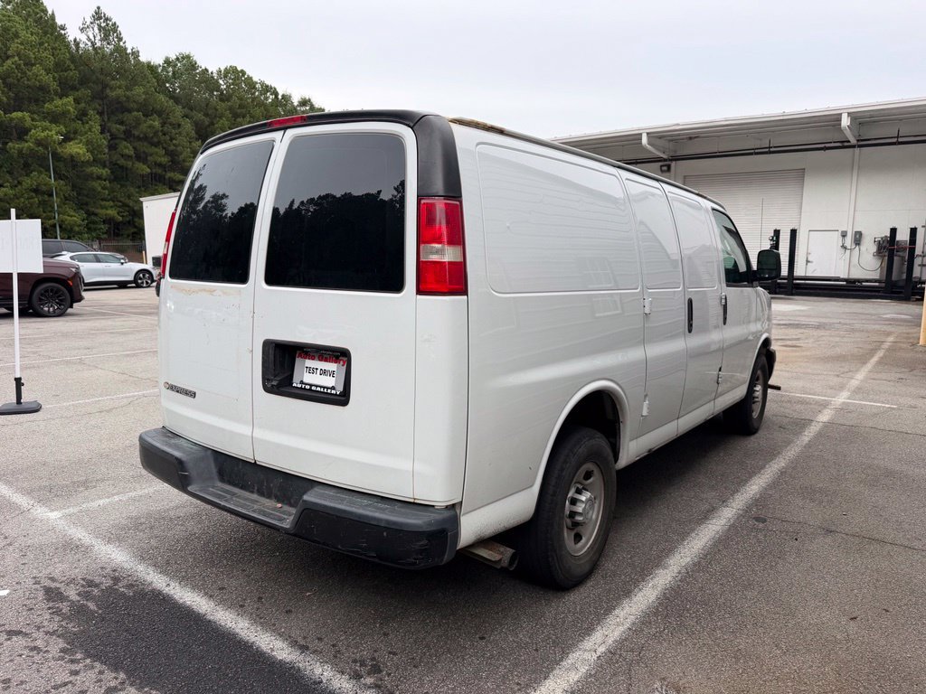 Used 2018 Chevrolet Express 2500 RWD image 7
