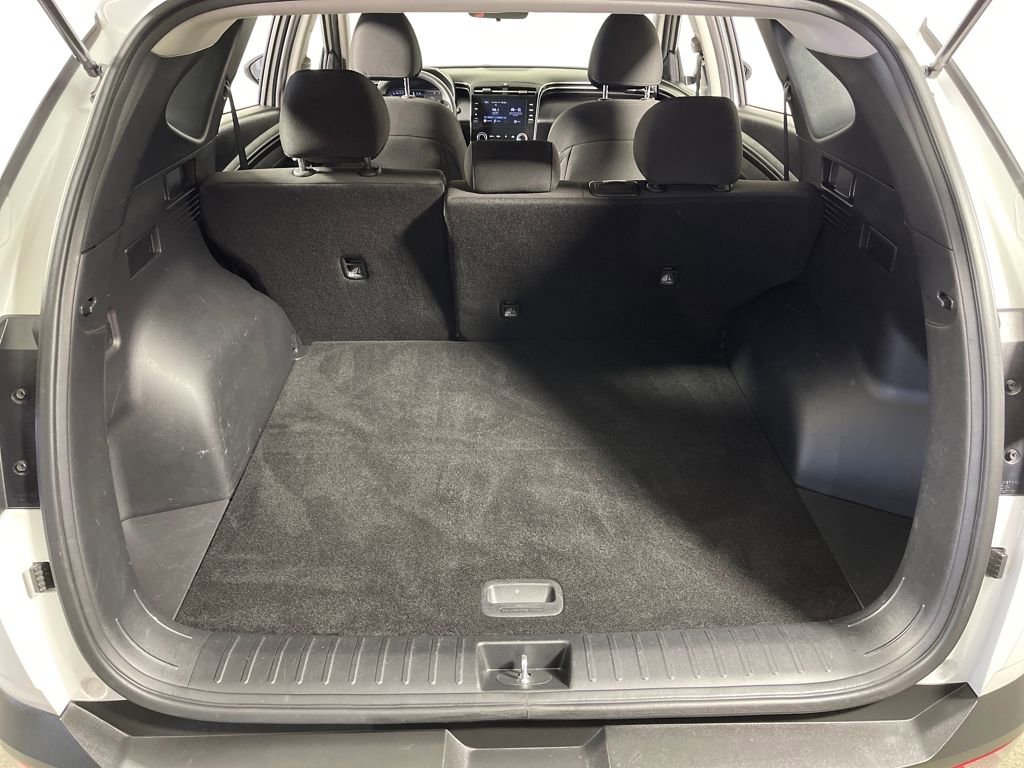 Certified 2023 Hyundai Tucson SE image 10
