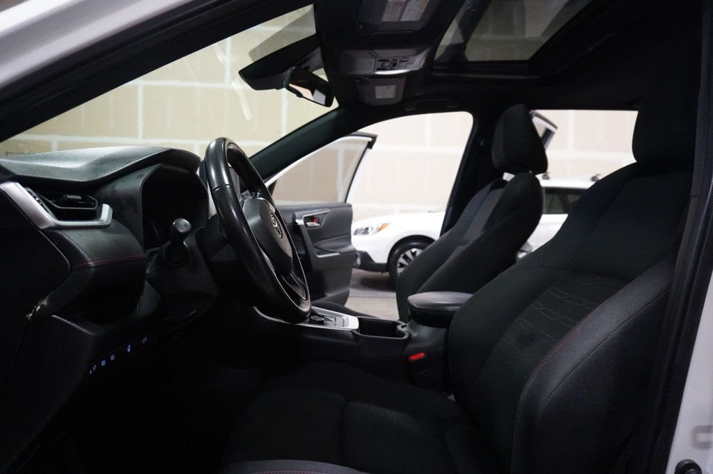 Used 2023 Toyota RAV4 SE w/ Weather & Moonroof Package image 5