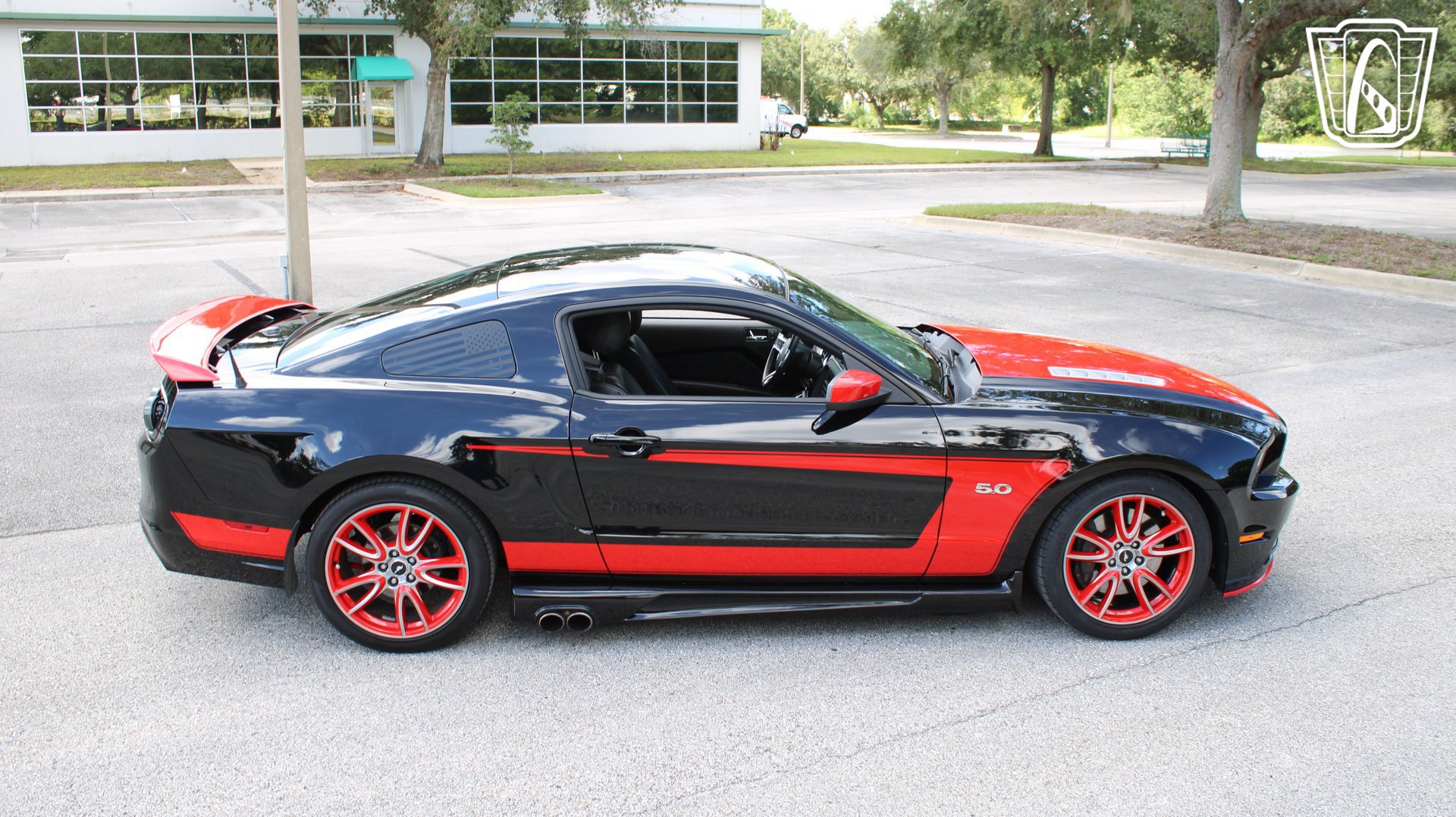 Used 2013 Ford Mustang GT Premium w/ Brembo Brake Pkg RWD image 22