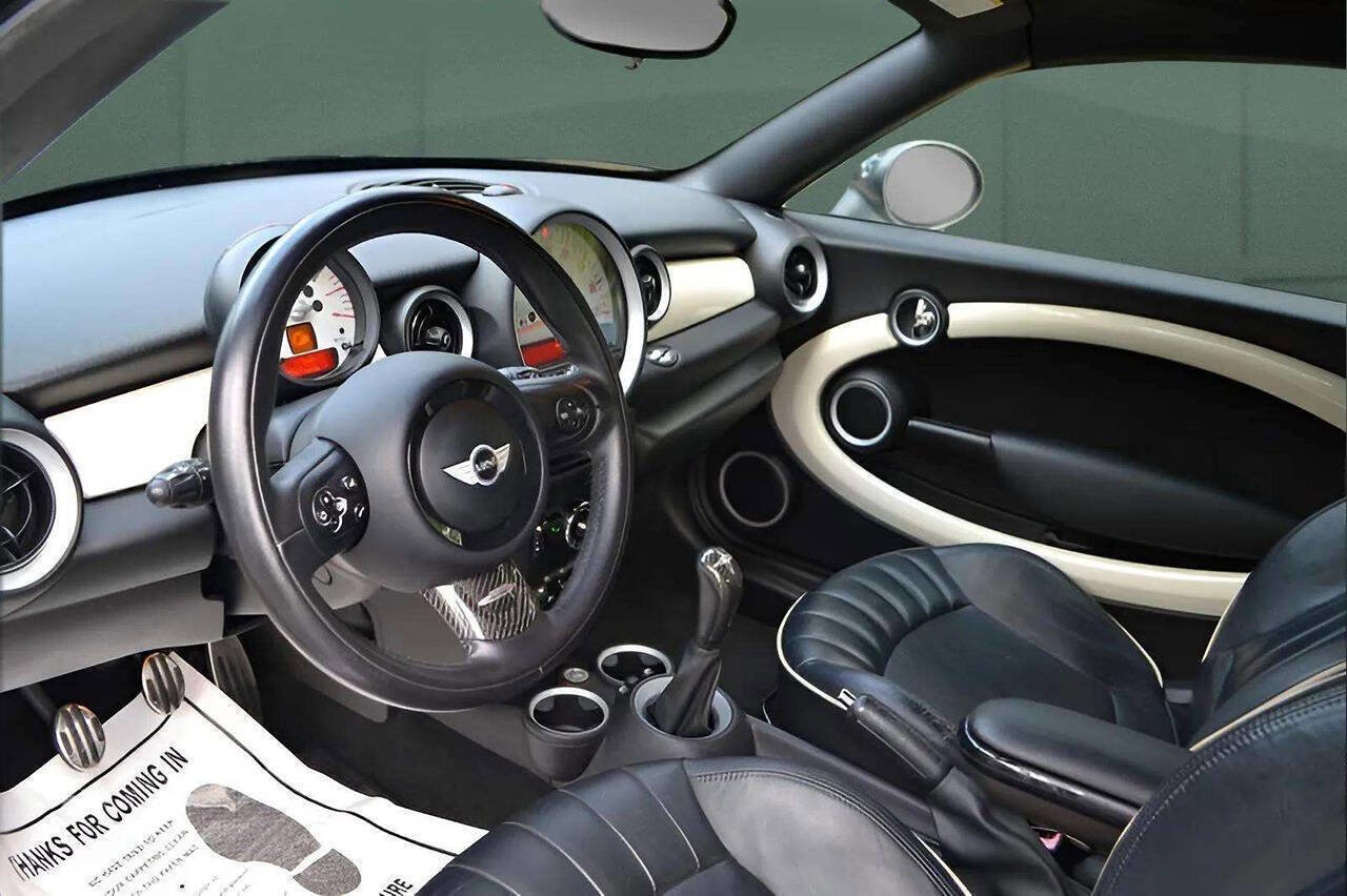 Used 2013 MINI Cooper Coupe S image 12