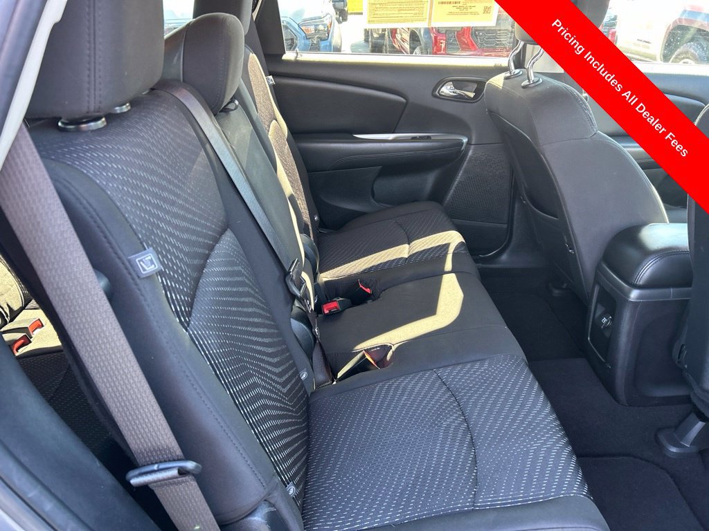 Used 2016 Dodge Journey SXT w/ Comfort/Convenience Group FWD image 18