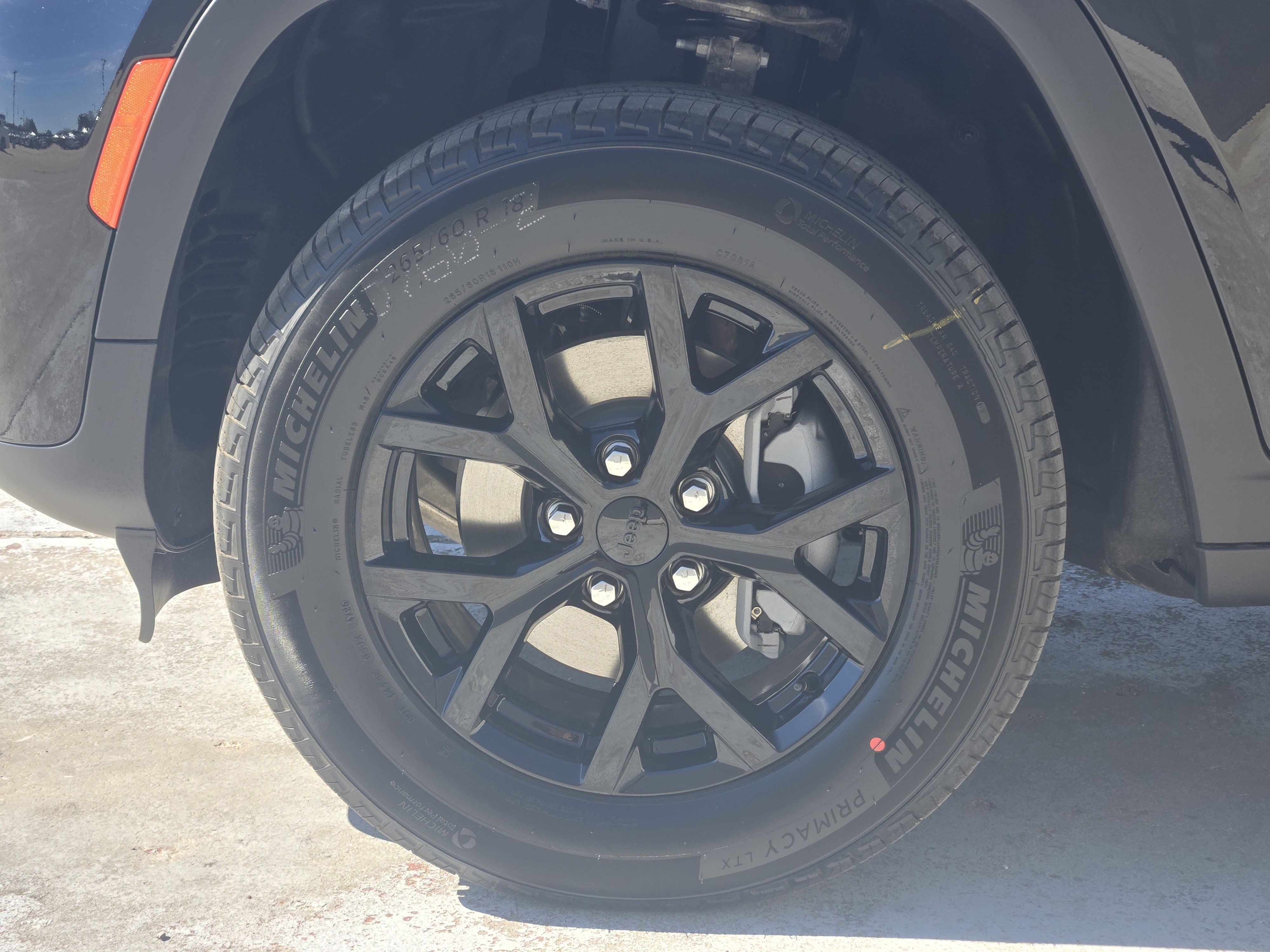 New 2026 Jeep Grand Cherokee Altitude image 10