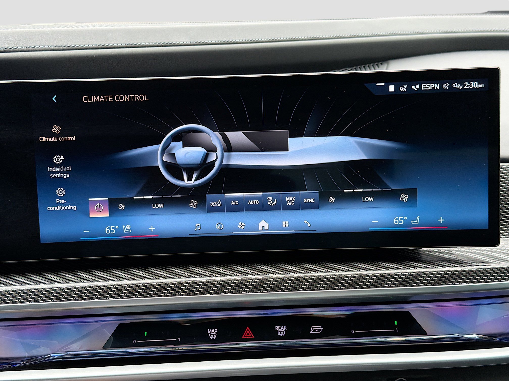 Used 2023 BMW 760i xDrive w/ Executive Package image 34