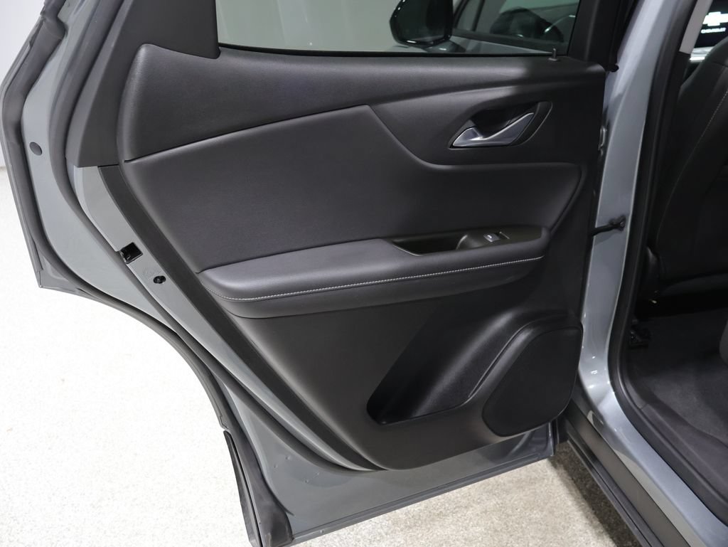 Used 2025 Chevrolet Blazer LT AWD/4WD image 19