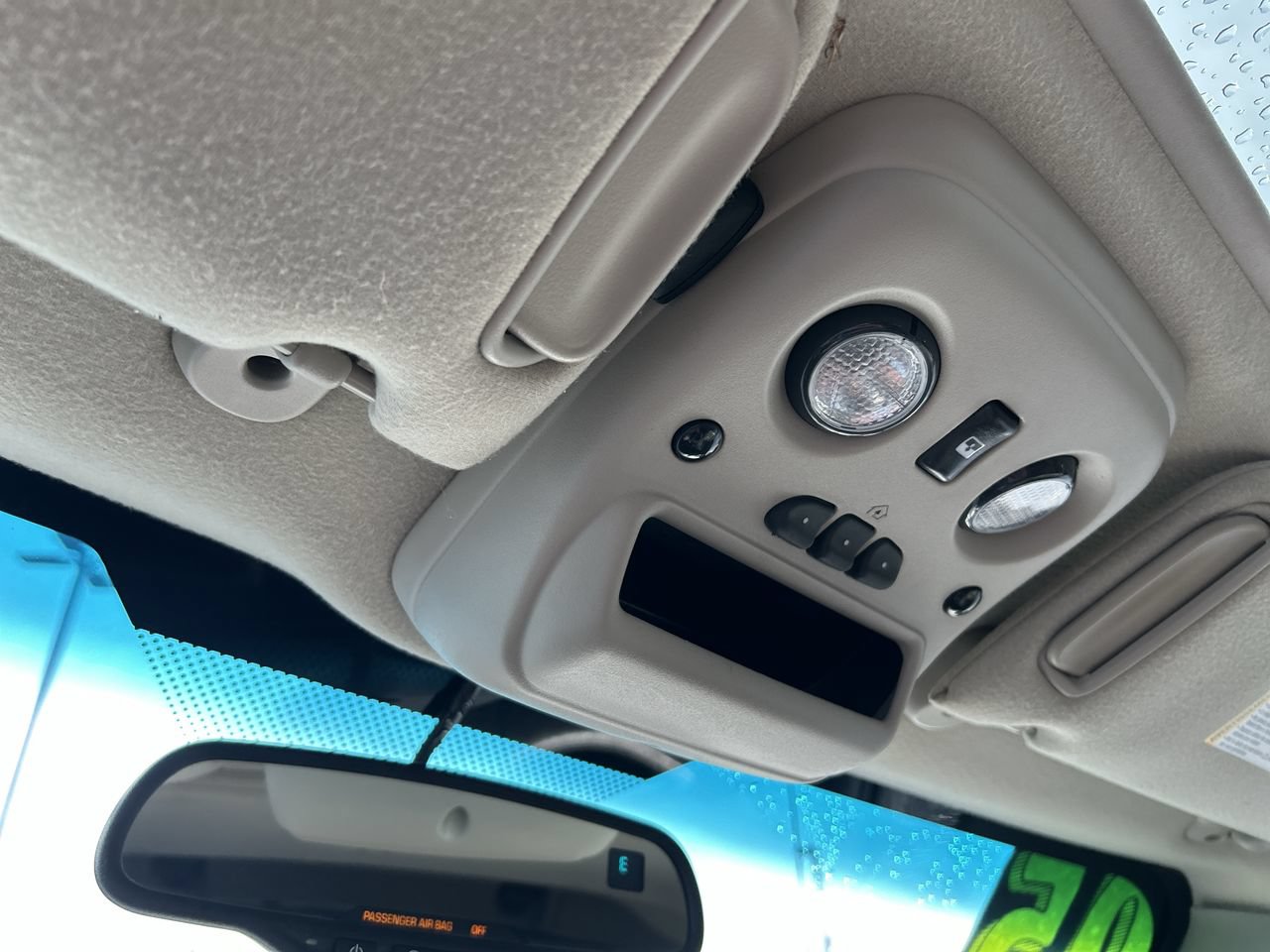 Used 2005 Chevrolet Avalanche 2500 w/ Preferred Equipment Group AWD/4WD image 30