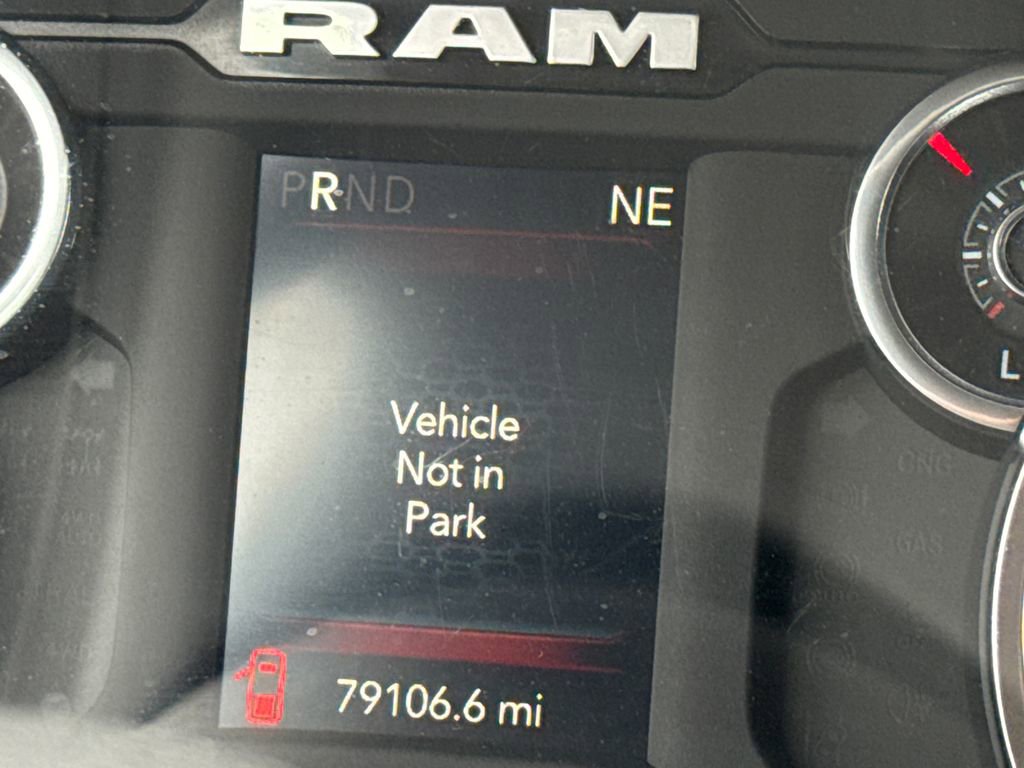 Used 2024 RAM 3500 Tradesman w/ Chrome Appearance Group AWD/4WD image 30