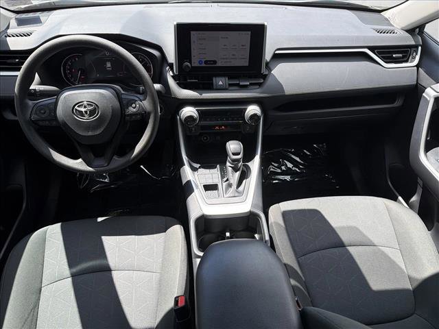 Used 2025 Toyota RAV4 XLE AWD/4WD image 24