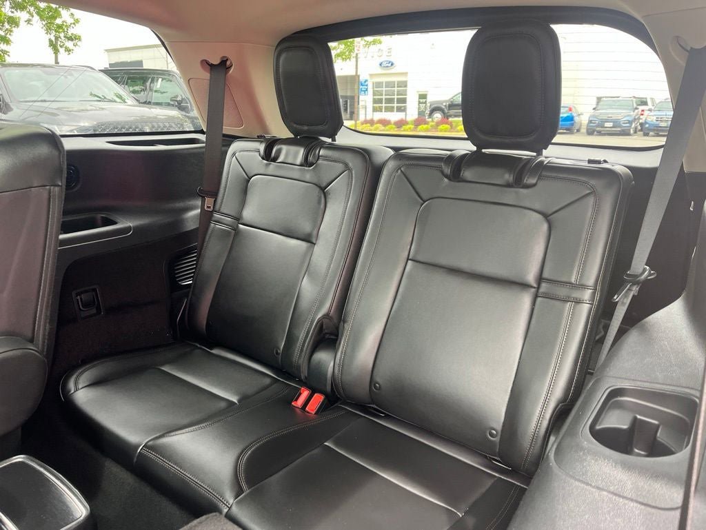 Used 2023 Lincoln Aviator Reserve w/ Equipment Group 201A AWD/4WD image 19
