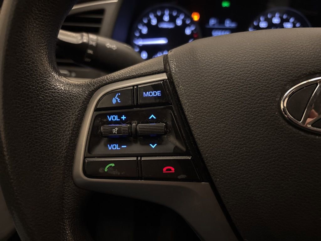 Used 2018 Hyundai Elantra SE w/ Cargo Package image 13