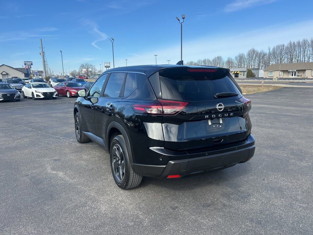 Used 2025 Nissan Rogue SV image 7