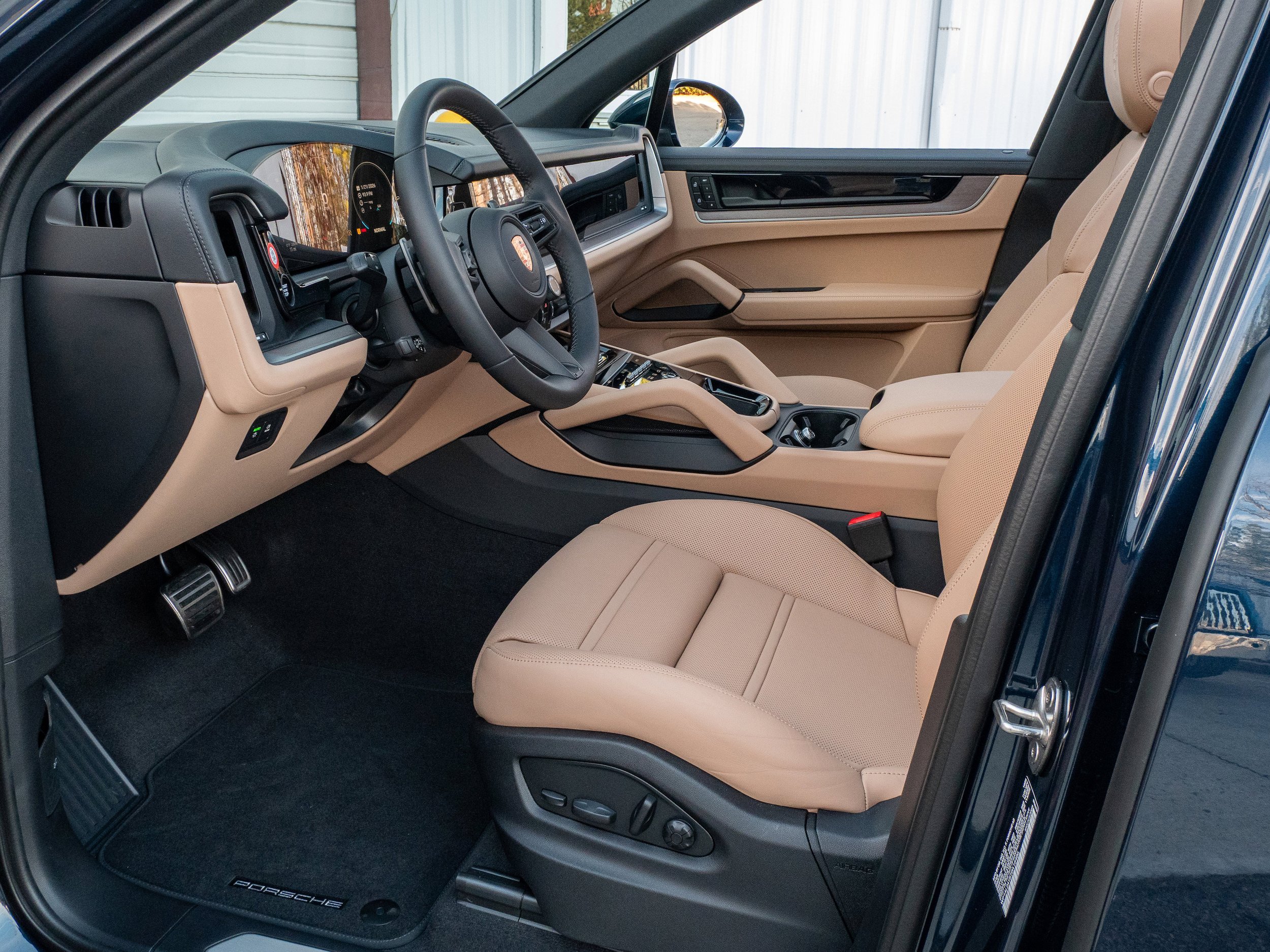 New 2026 Porsche Cayenne S AWD/4WD image 4