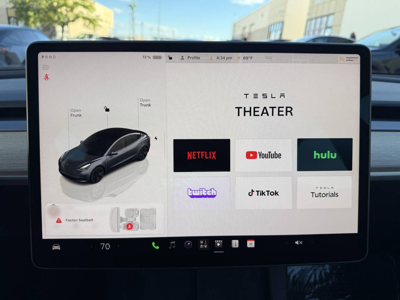 Used 2023 Tesla Model 3 Standard Range RWD image 18