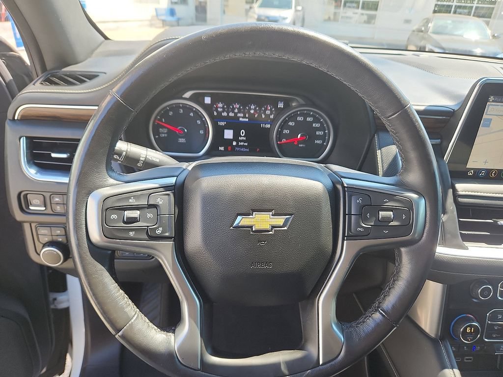 Used 2021 Chevrolet Tahoe Premier w/ Premium Package AWD/4WD image 16