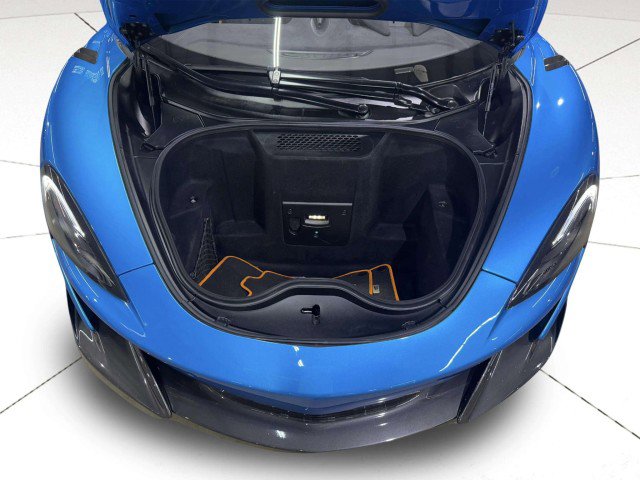 Used 2020 McLaren 600LT Spider image 28