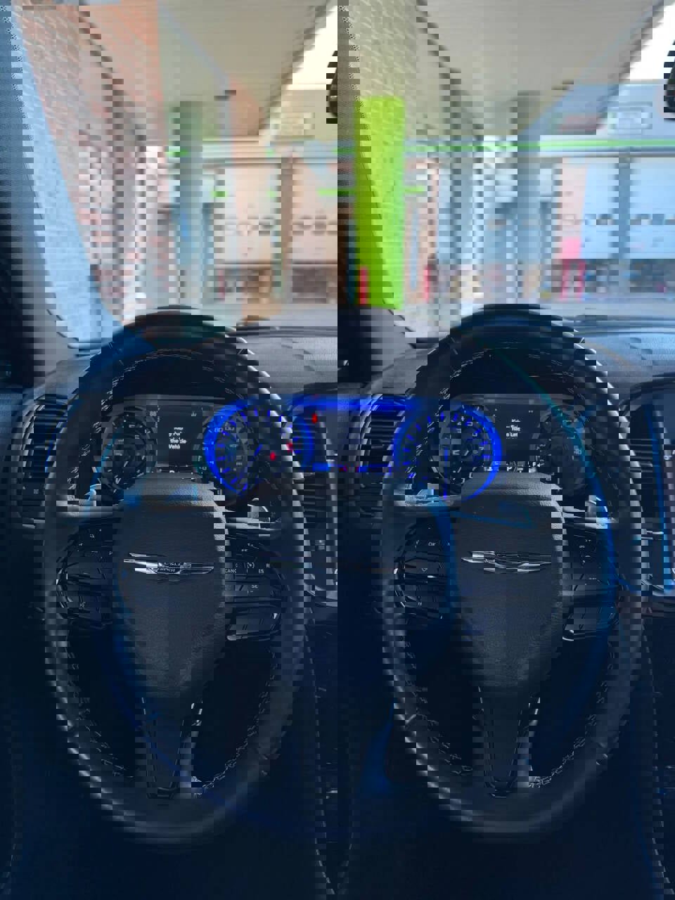 Used 2018 Chrysler 300 S image 9