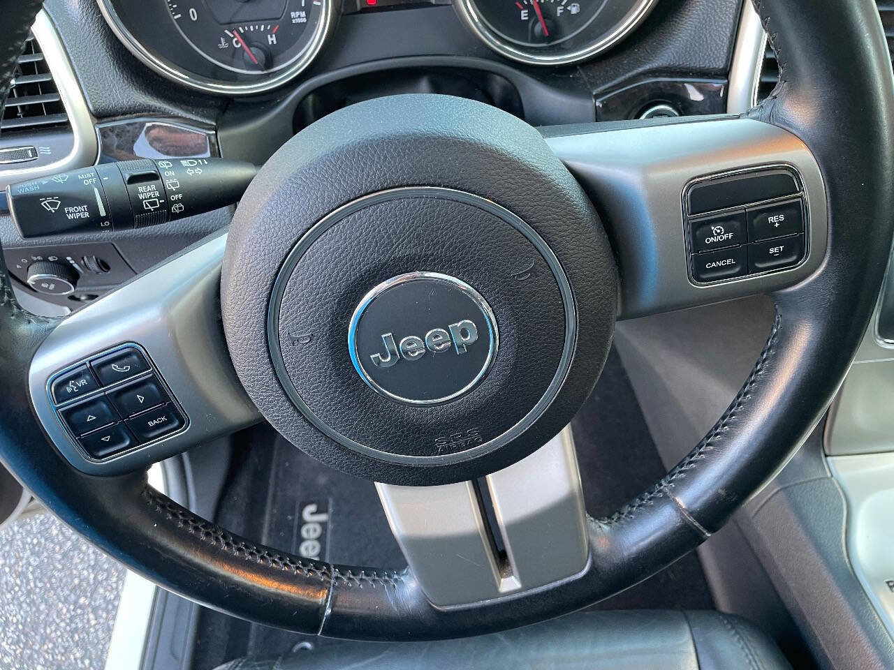 Used 2013 Jeep Grand Cherokee Laredo image 16