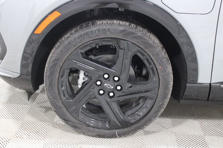 New 2026 Chevrolet Equinox EV RS image 36