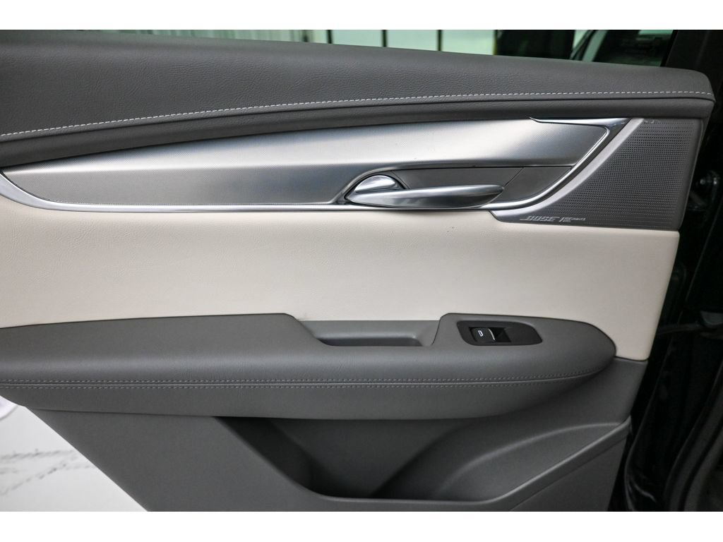 Certified 2022 Cadillac XT5 Premium Luxury FWD image 28
