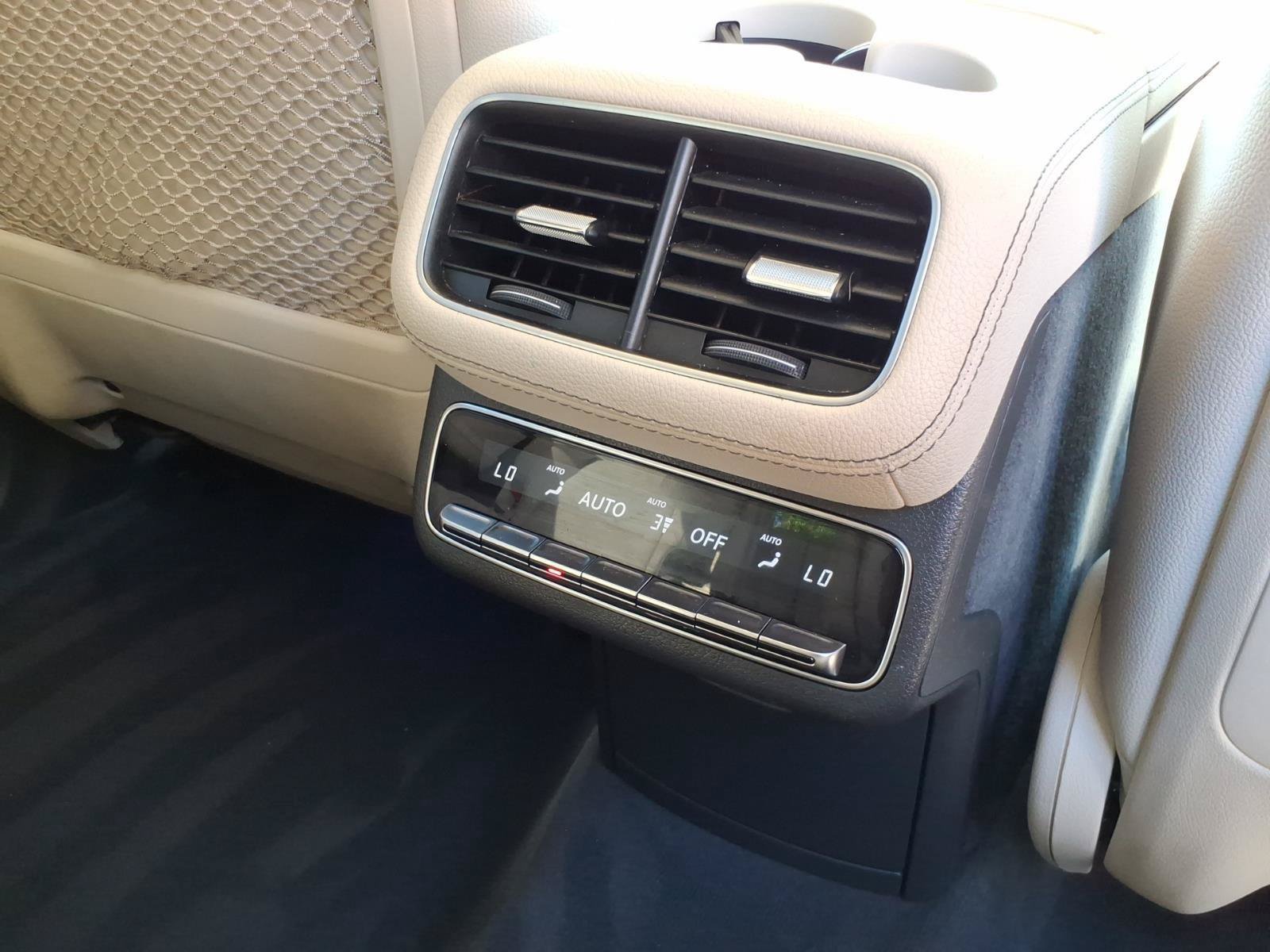 Used 2020 Mercedes-Benz GLS 450 4MATIC image 28