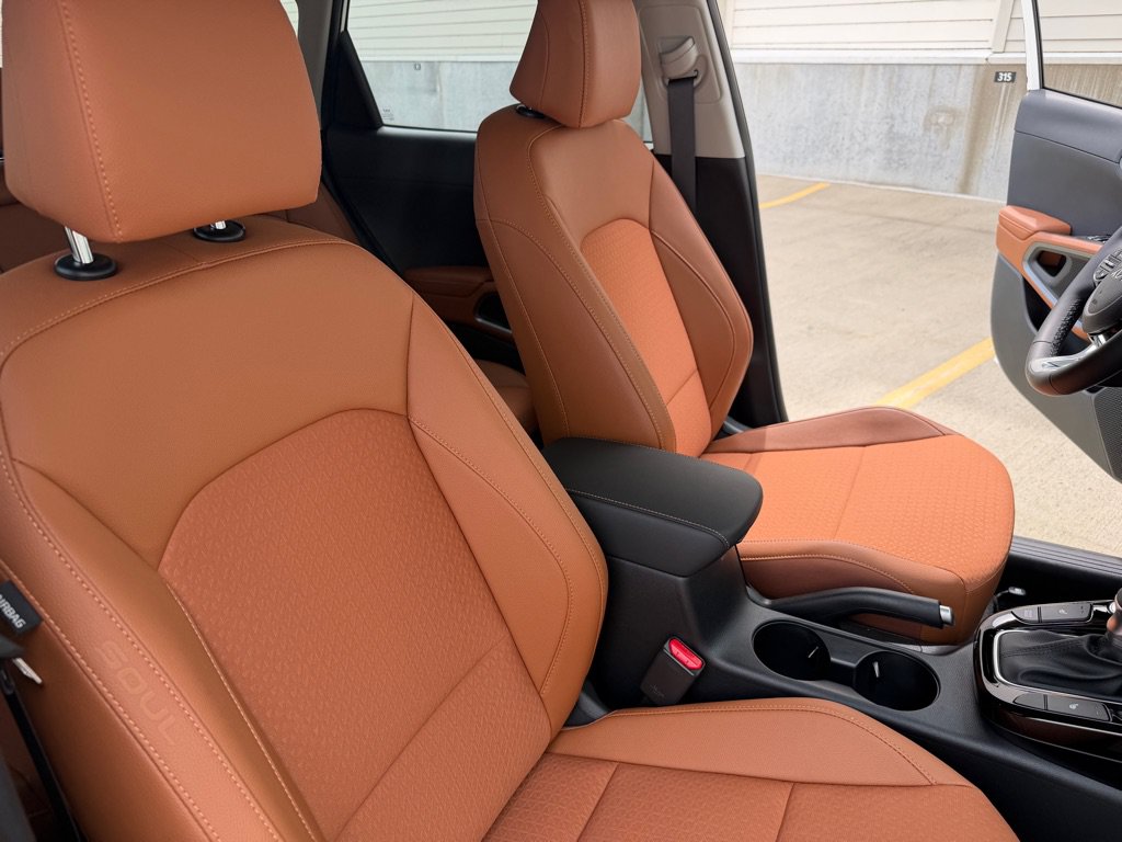 Used 2025 Kia Soul EX FWD image 25