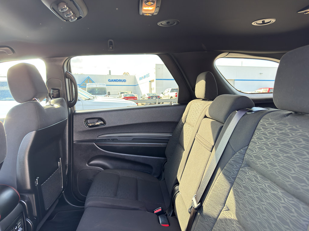 Used 2025 Dodge Durango GT w/ Blacktop Package image 33