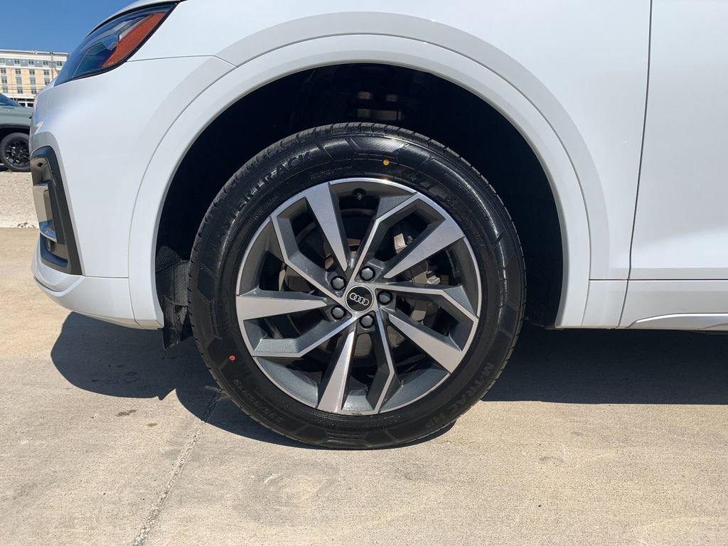 Used 2021 Audi Q5 2.0T Premium w/ Convenience Package image 35