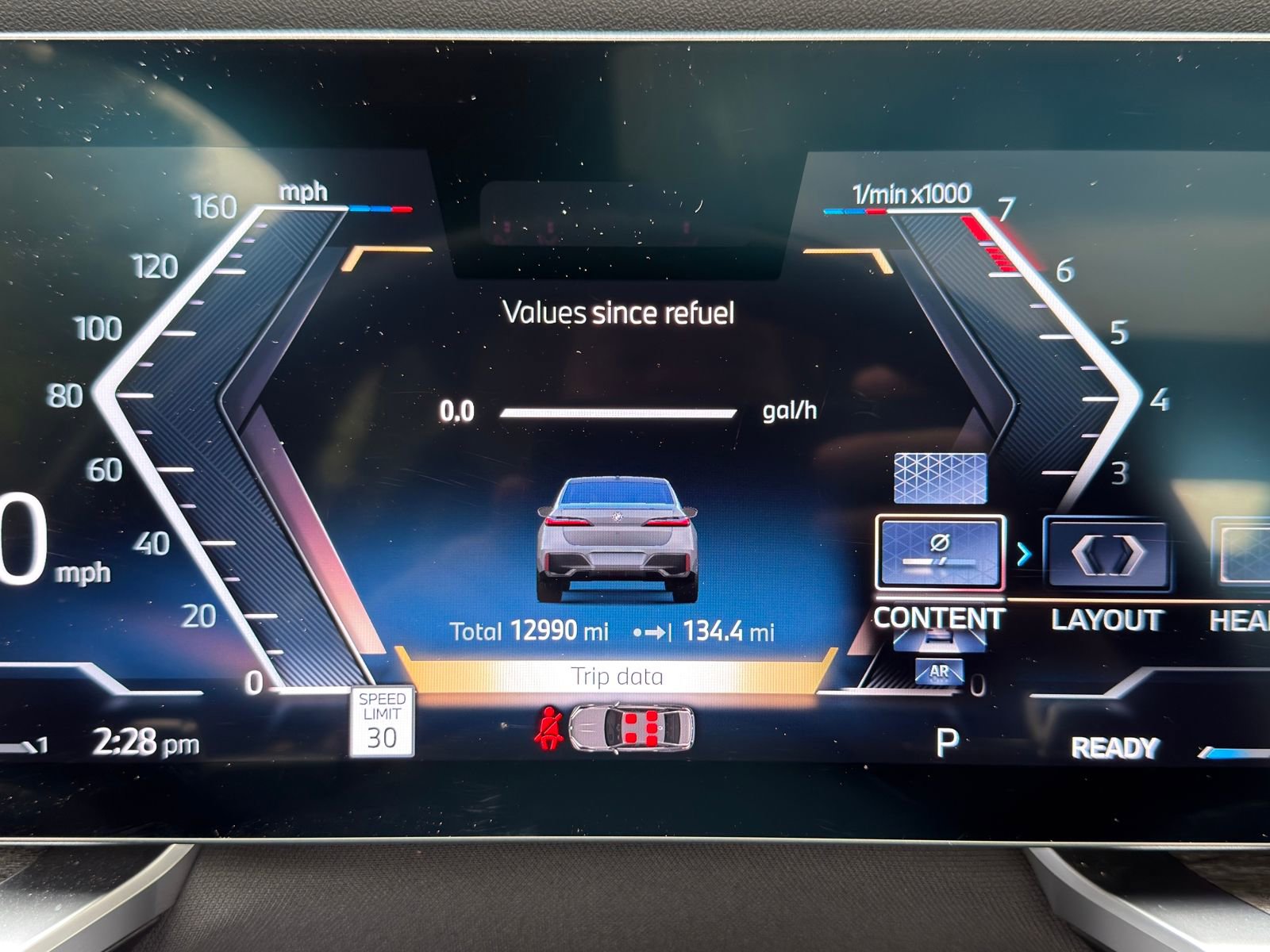 Certified 2024 BMW 760i xDrive w/ Executive Package image 25