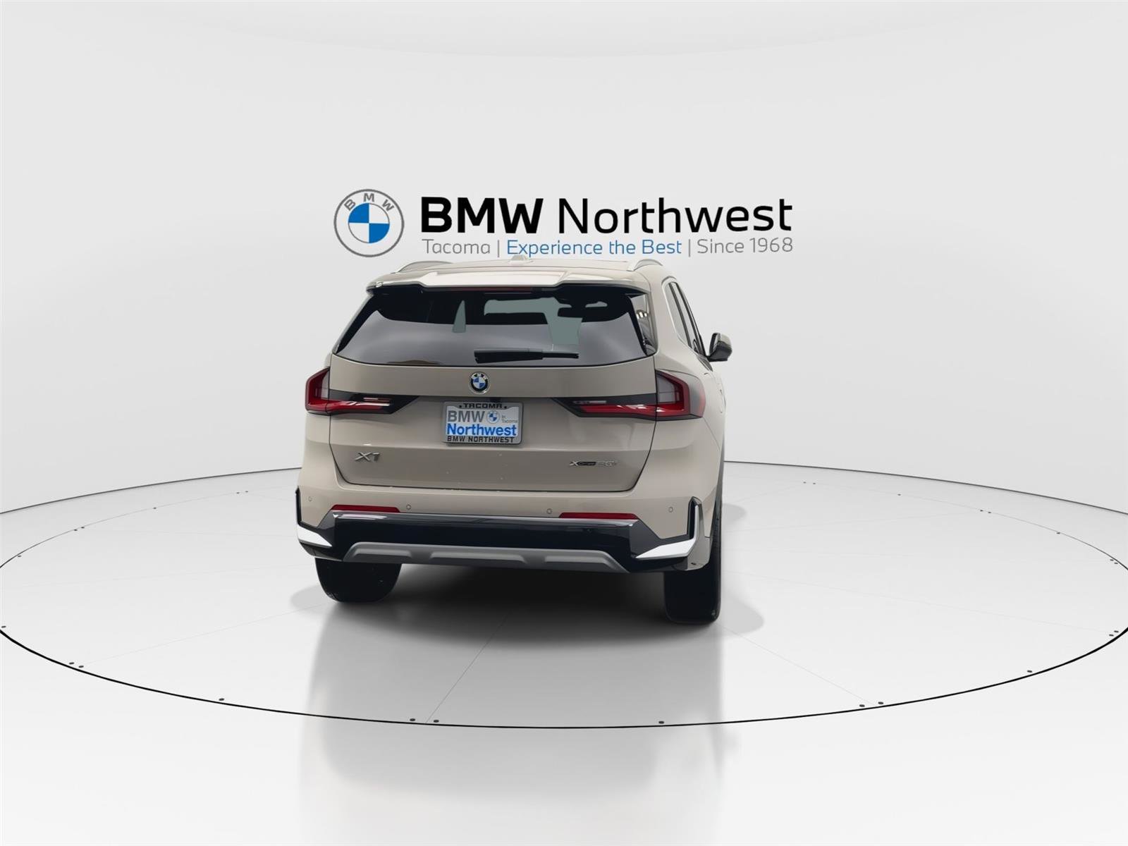 Used 2026 BMW X1 xDrive28i w/ Convenience Package image 2