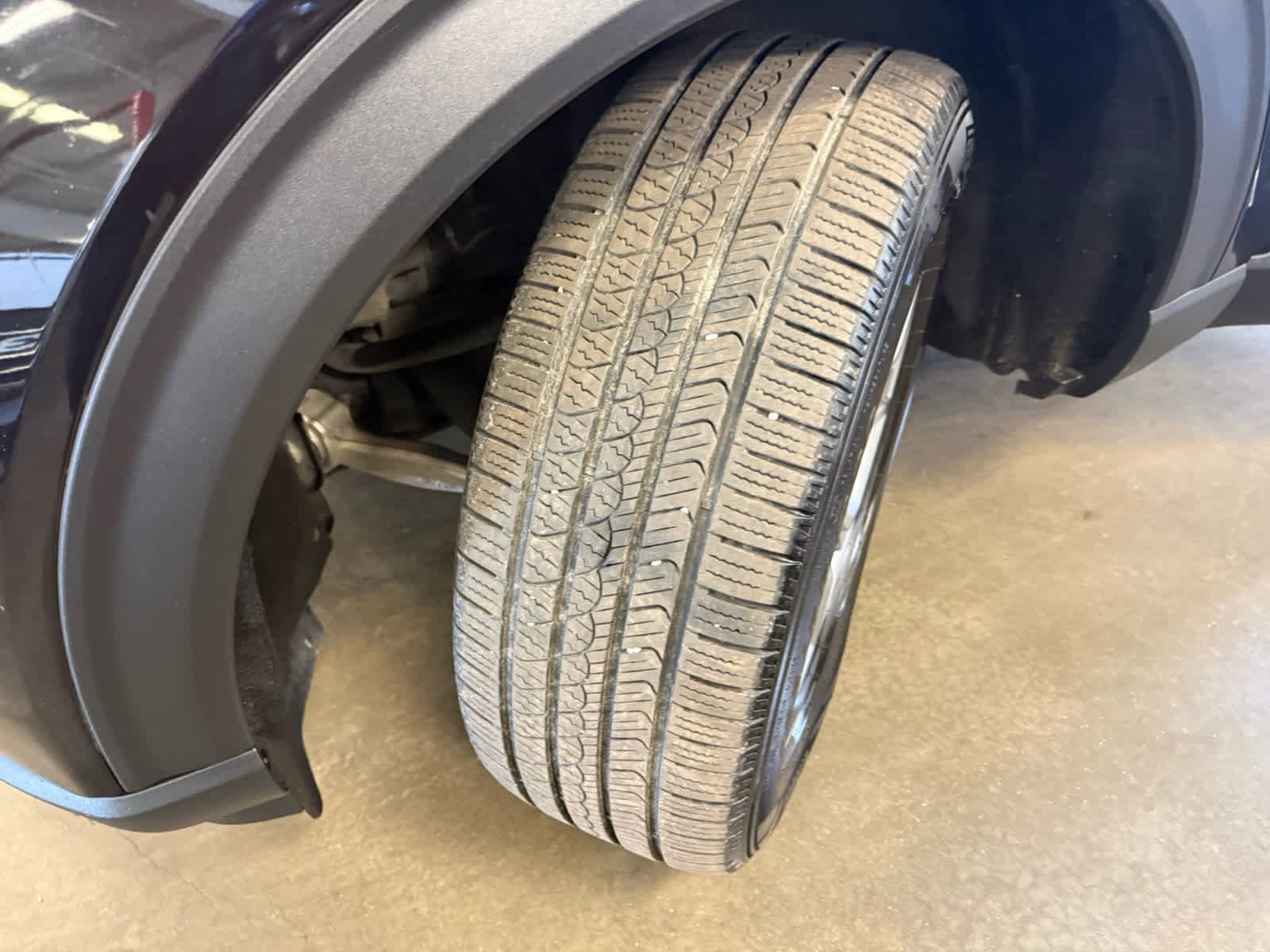 Used 2020 Ford Explorer XLT w/ Equipment Group 202A image 29