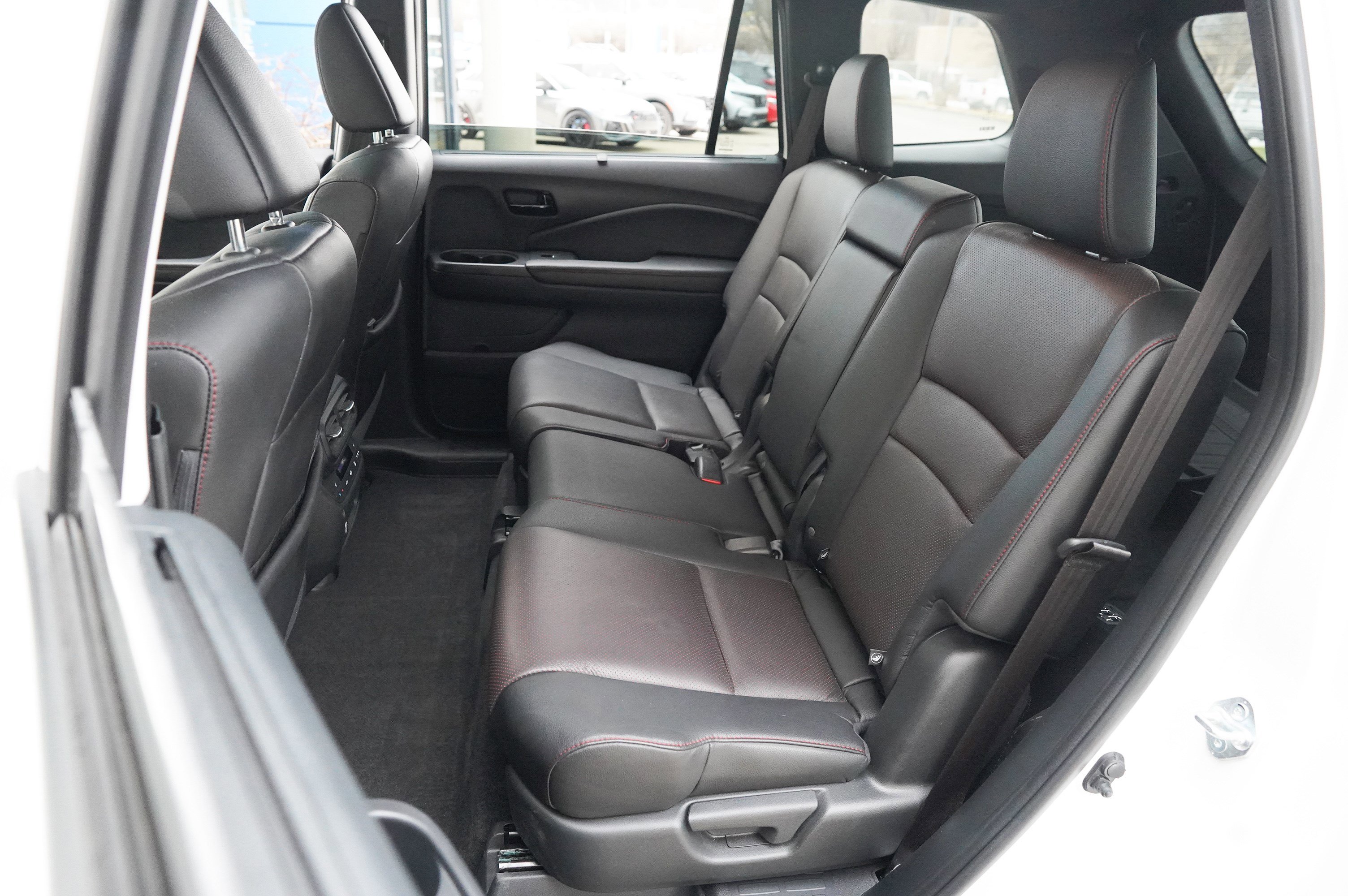 Used 2024 Honda Passport Black Edition image 36