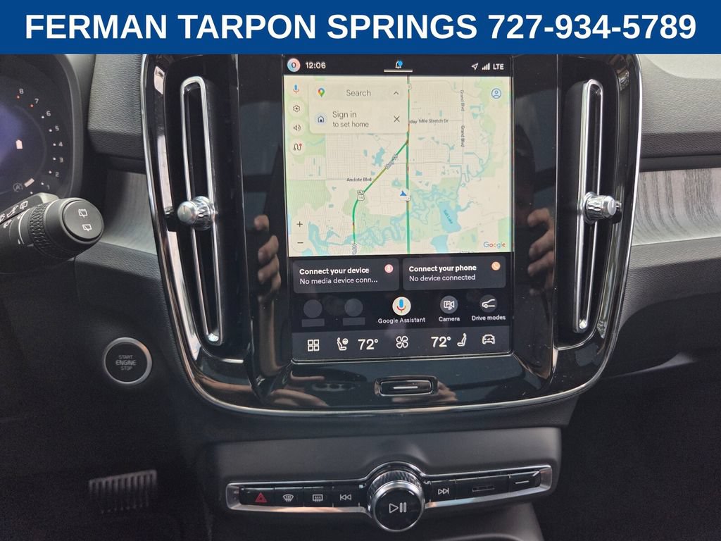 Certified 2026 Volvo XC40 B5 Plus AWD/4WD image 26