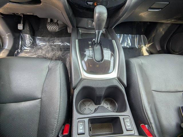 Used 2014 Nissan Rogue SL w/ SL Premium Package AWD/4WD image 12