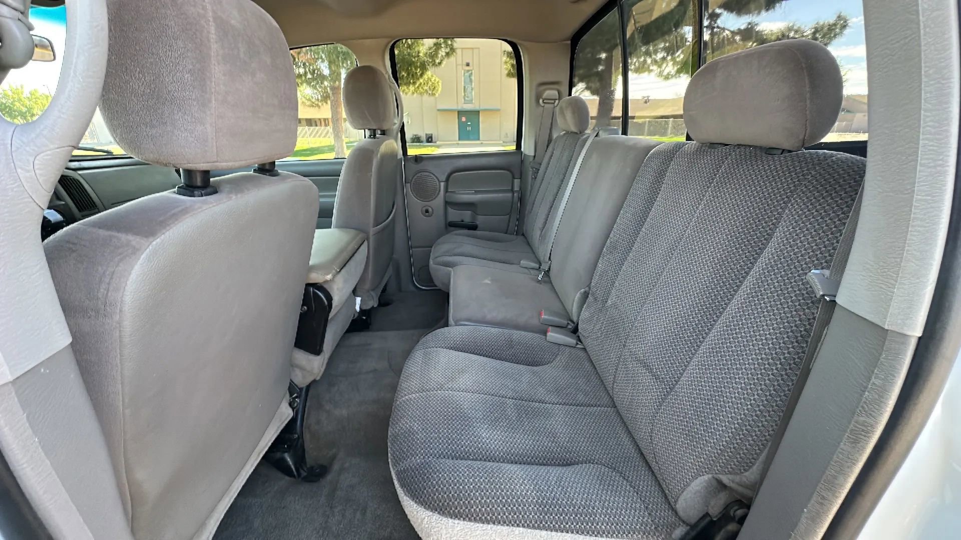 Used 2004 Dodge Ram 2500 Truck SLT w/ Trailer Tow Group image 10