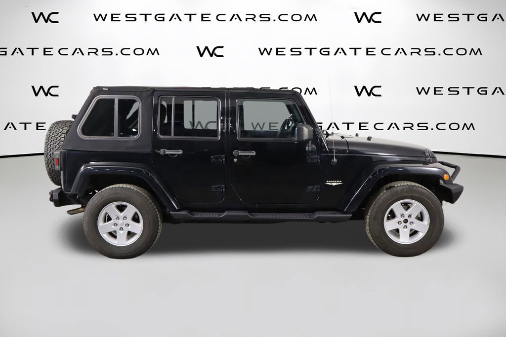 Used 2012 Jeep Wrangler Unlimited Sahara w/ Connectivity Group AWD/4WD image 38