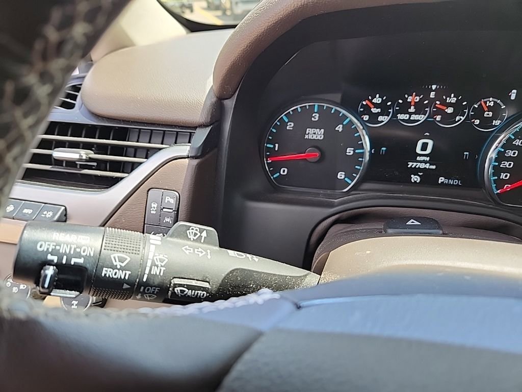 Certified 2020 Chevrolet Suburban Premier AWD/4WD image 13