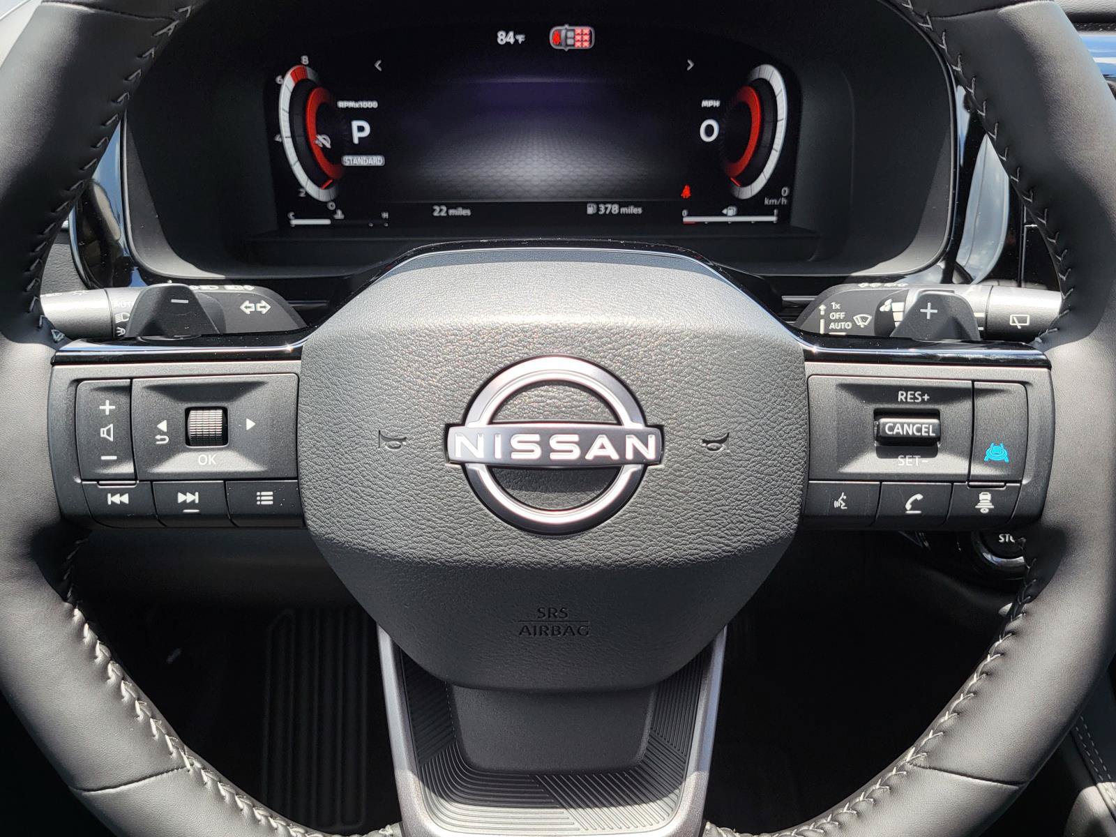 New 2026 Nissan Pathfinder Platinum w/ Accent Package FWD image 26