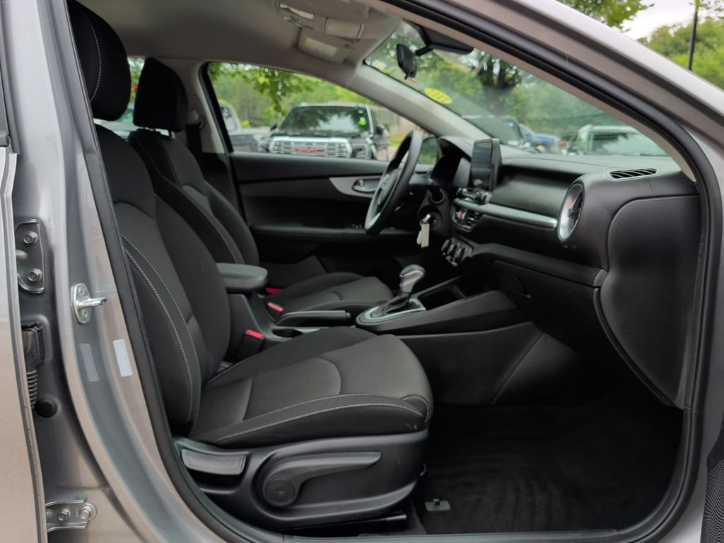 Used 2024 Kia Forte LXS FWD image 37