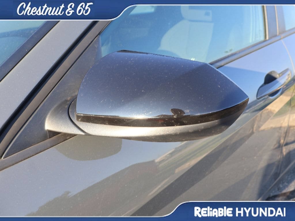 Used 2025 Hyundai Elantra Sport FWD image 13