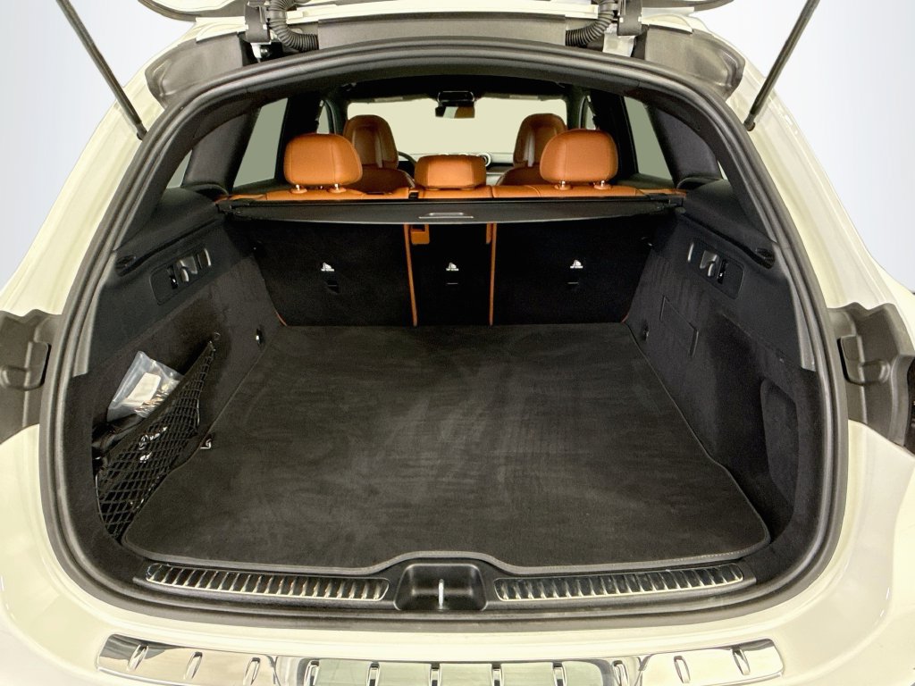 Certified 2026 Mercedes-Benz GLC 300 image 27