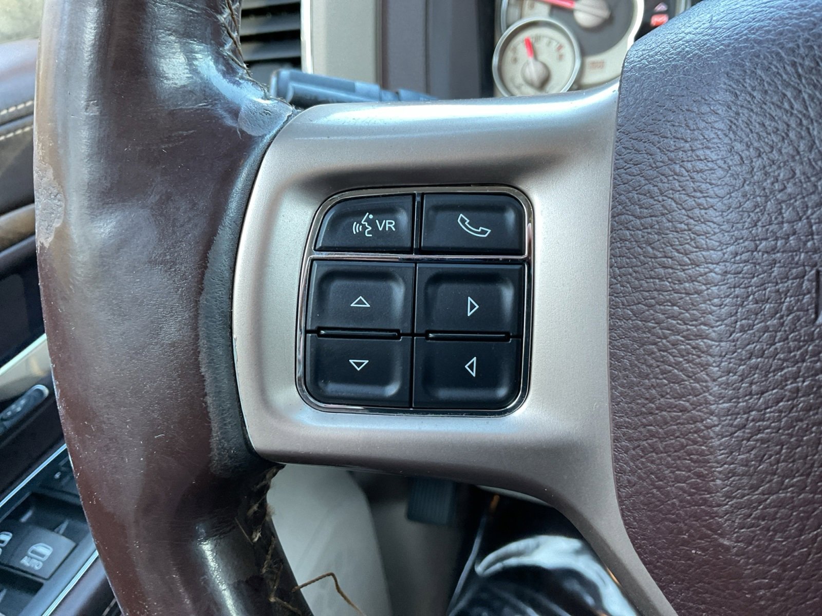 Used 2016 RAM 1500 Laramie Longhorn w/ Convenience Group image 19