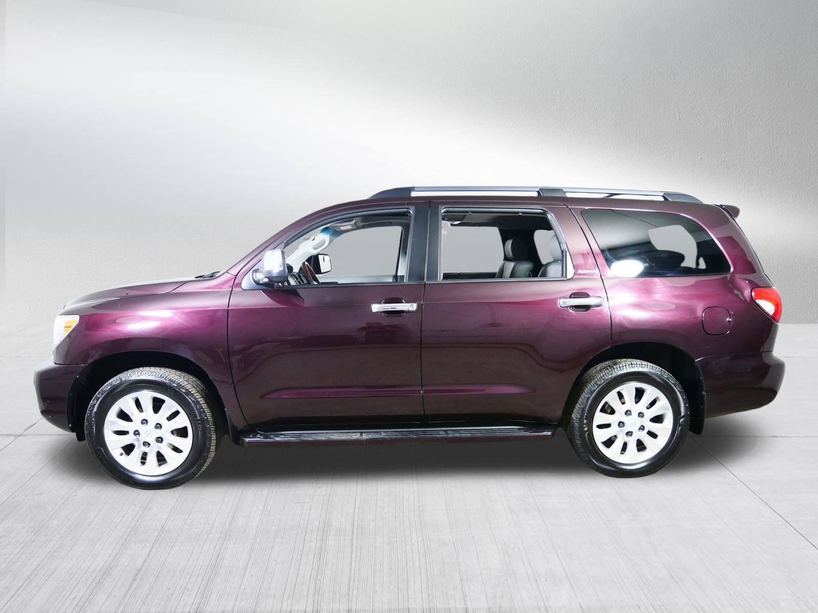 Used 2012 Toyota Sequoia Platinum image 4