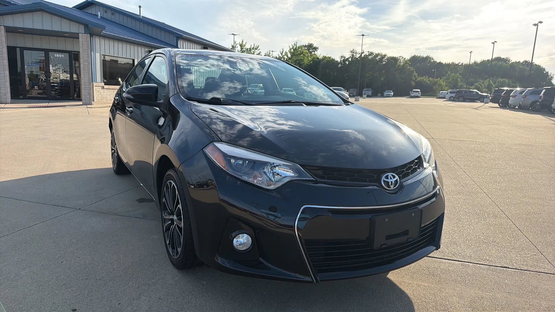 Used 2016 Toyota Corolla S FWD image 23