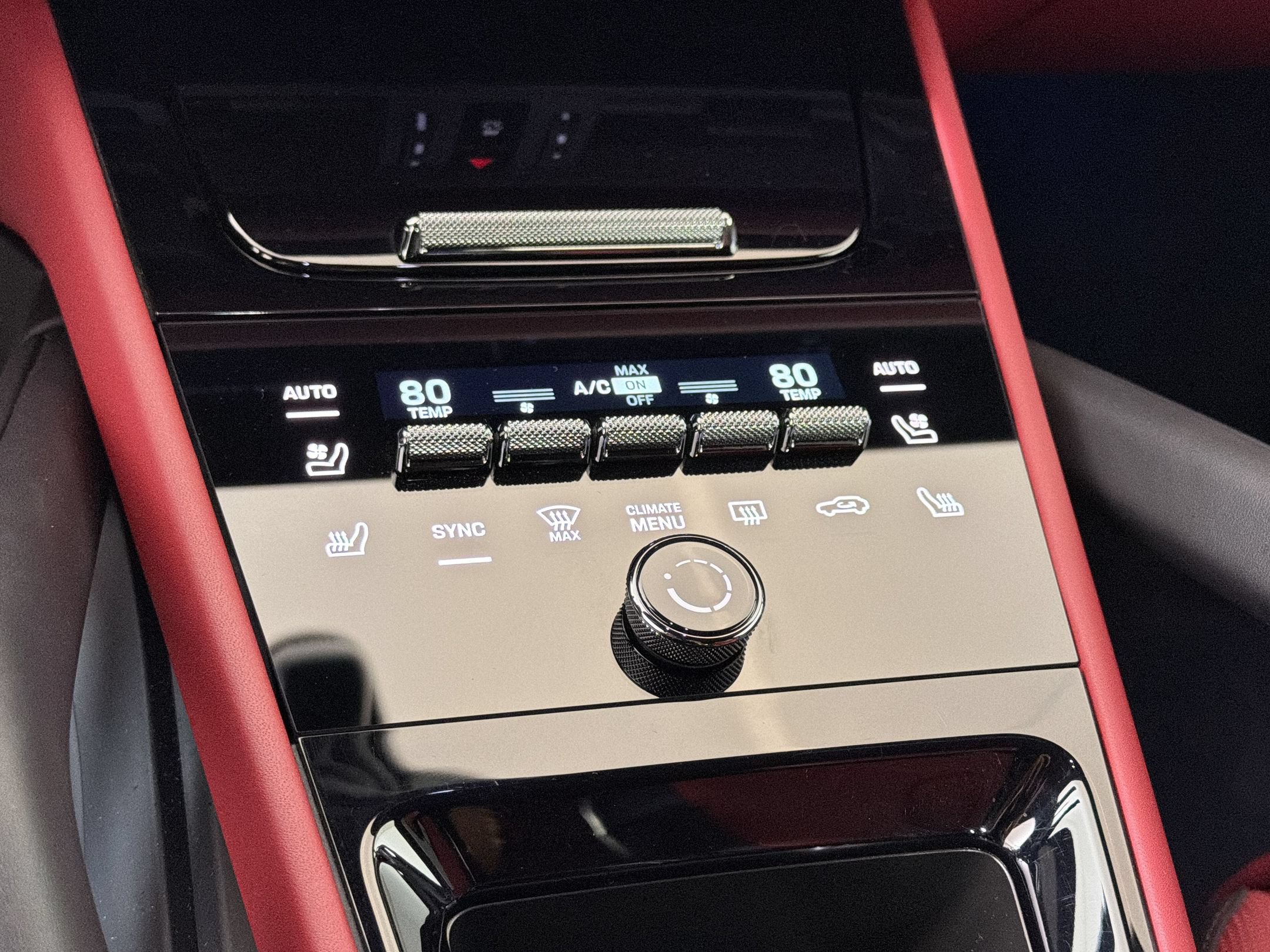 Certified 2025 Porsche Cayenne S AWD/4WD image 21