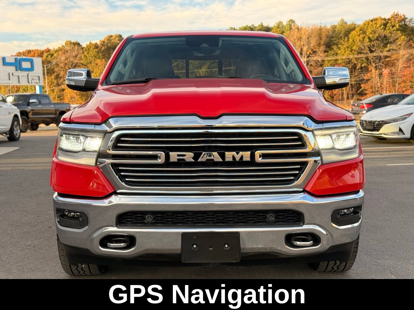 Used 2022 RAM 1500 Laramie AWD/4WD image 3